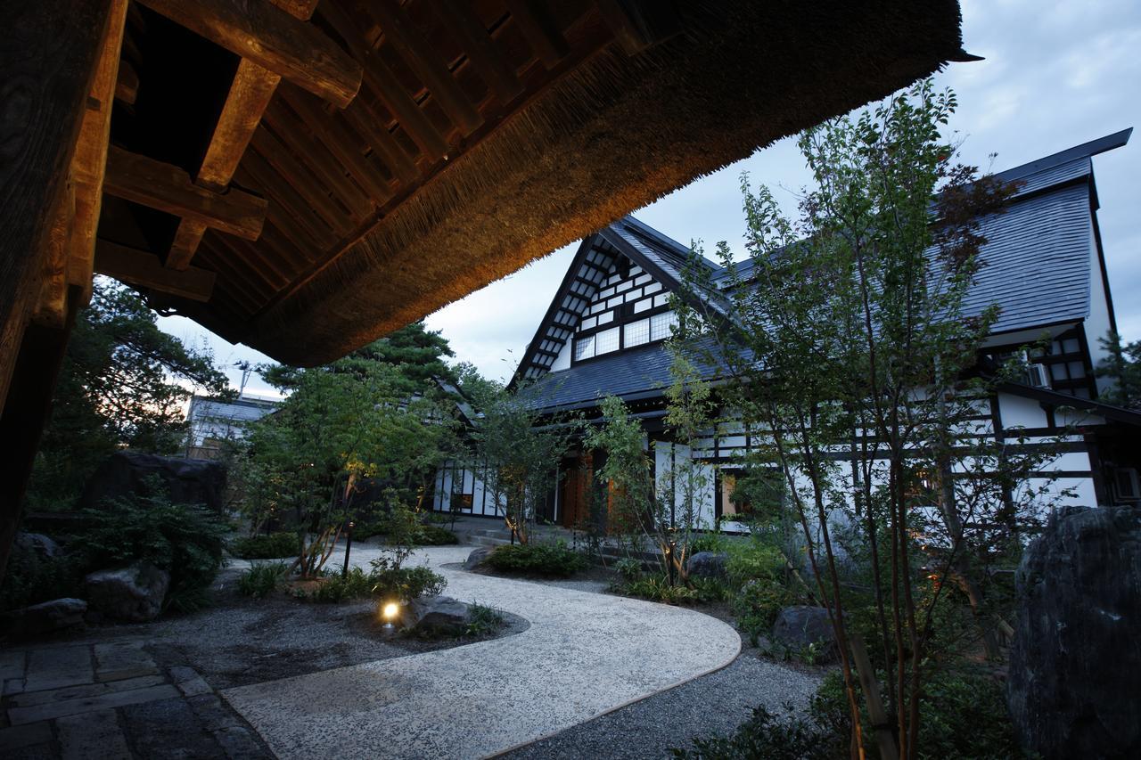 Hotel Yamagata The Takinami Nanyo Exterior foto